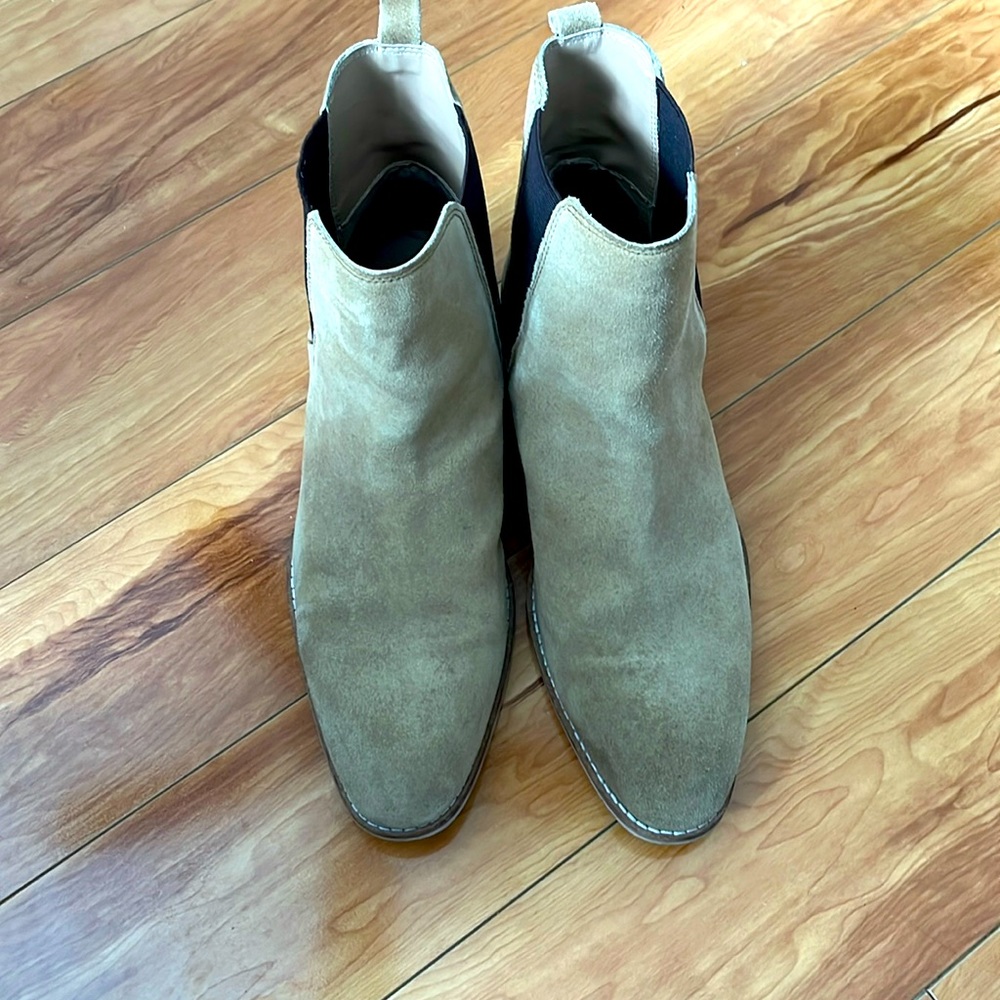 Chelsea Boots